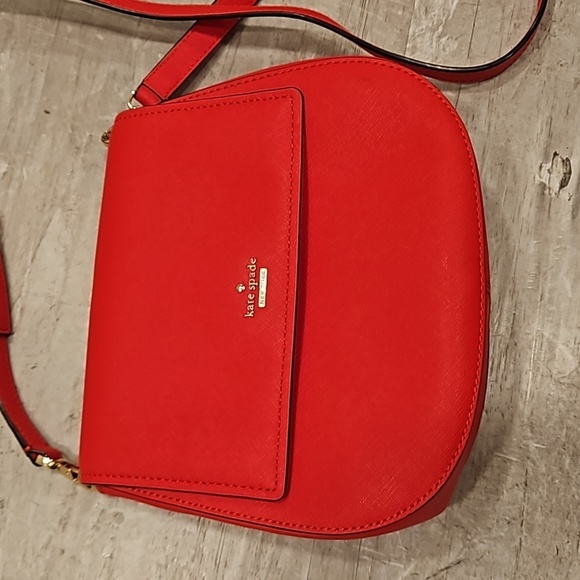 💕KATE SPADE💕 Cameron Street Byrdie Crossbody Bag ~ Rooster Red NWOT - Picture 9 of 16